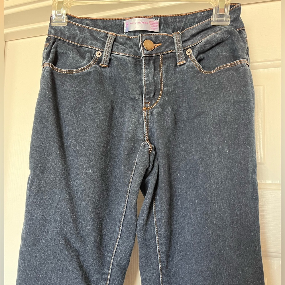 🌺3 for $10 No Boundaries Dark Wash Jeans